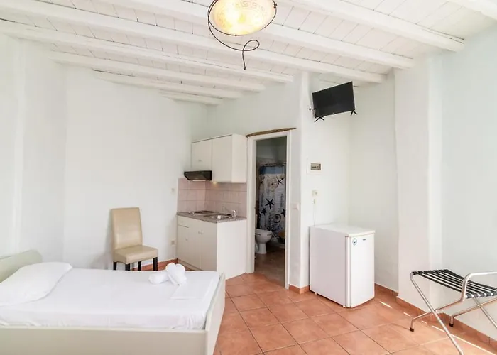 Apodrasi Apartahotel 3*